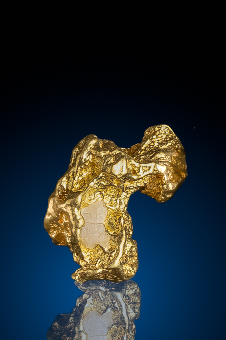 (image for) Unique Shape - Natural gold with Quartz Nugget - Yuba River, California